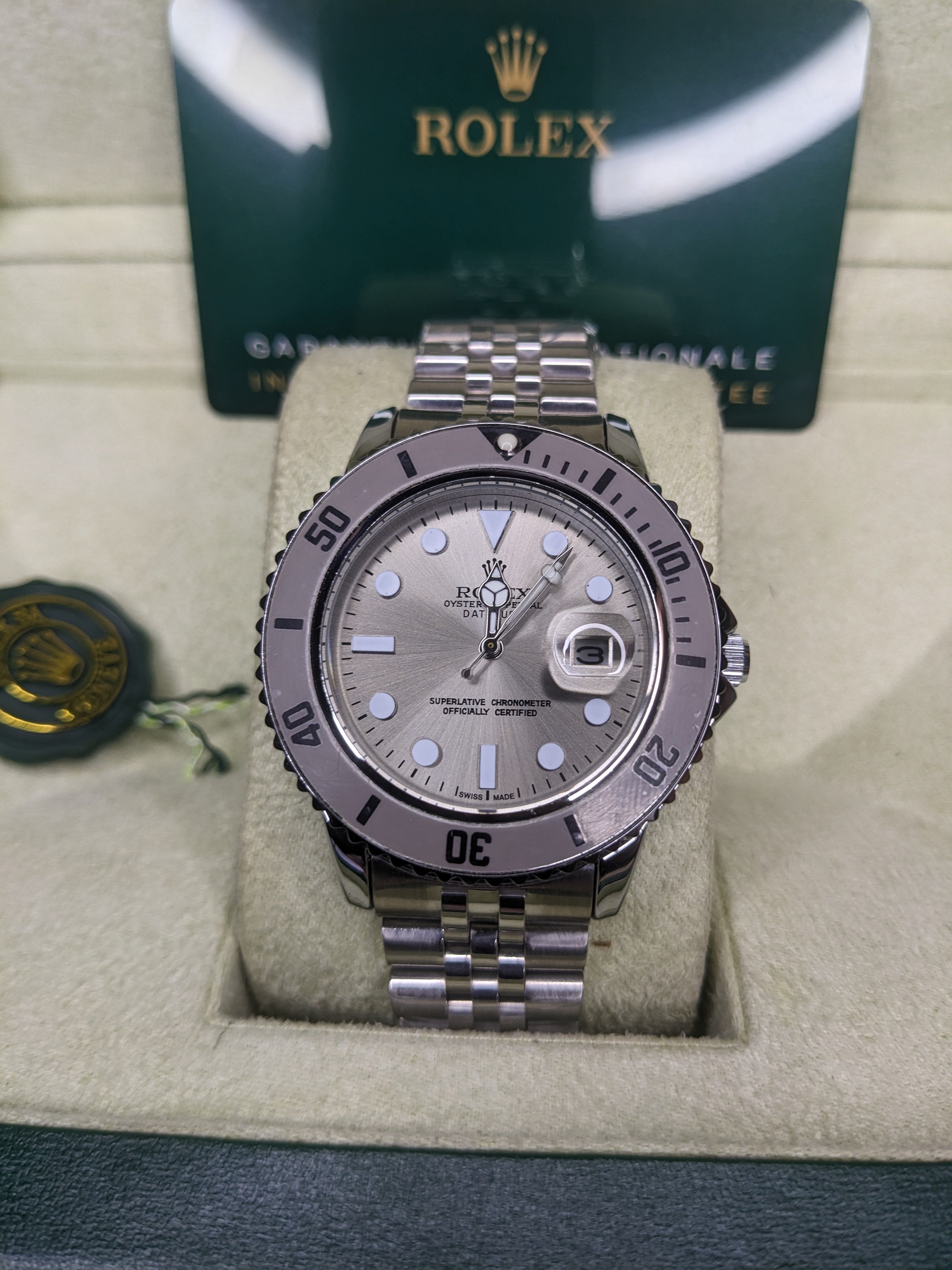 Rolex Submariner gray rotating dial with jublilee bracelet