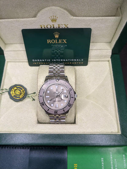 Rolex Submariner gray rotating dial with jublilee bracelet