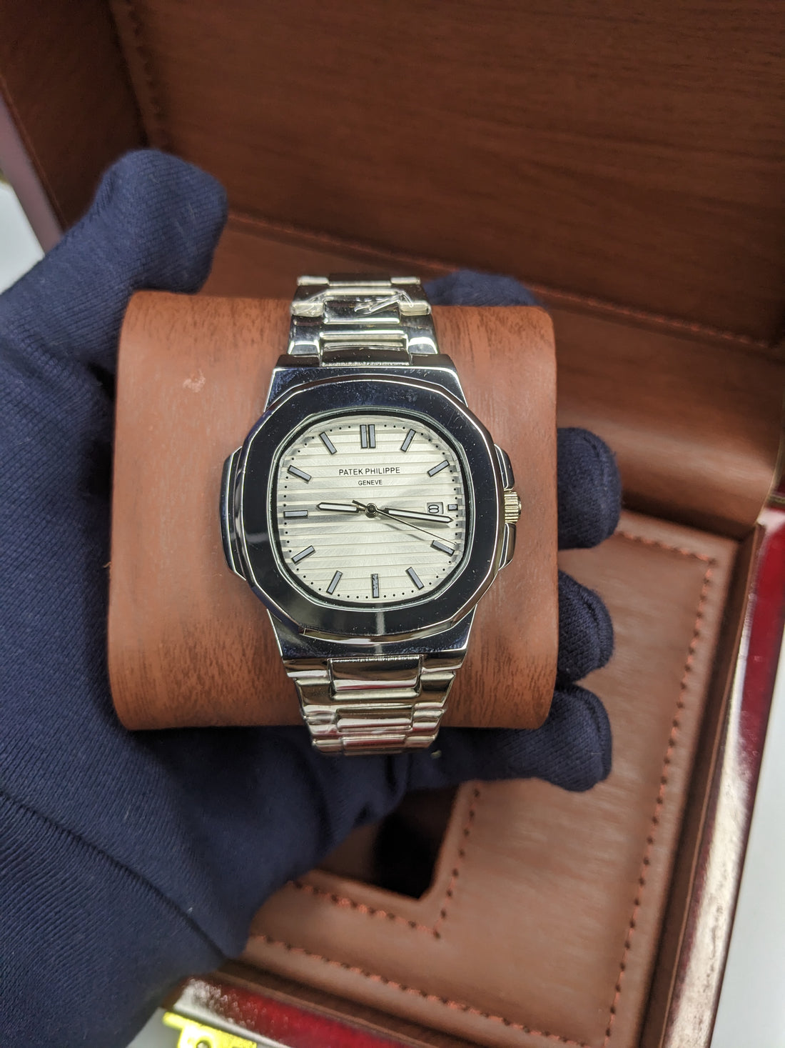 Patek philippe stainless steel With a horizontally  embossed dial